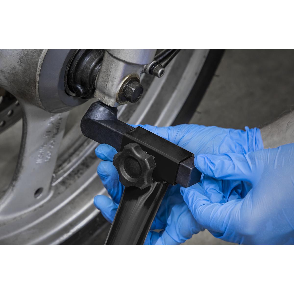 Sealey FPS1KD Universal Front Paddock Stand with Rubber Supports - additional view 6