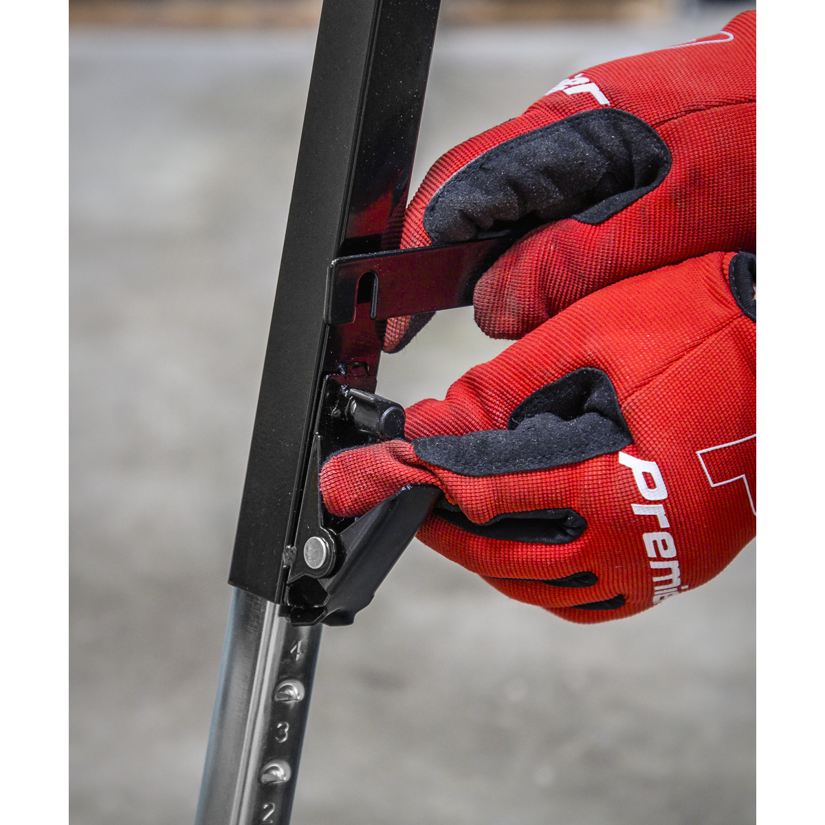Sealey FTAL12 Fold Down Trestle with Adjustable Legs - Pair - additional view 12