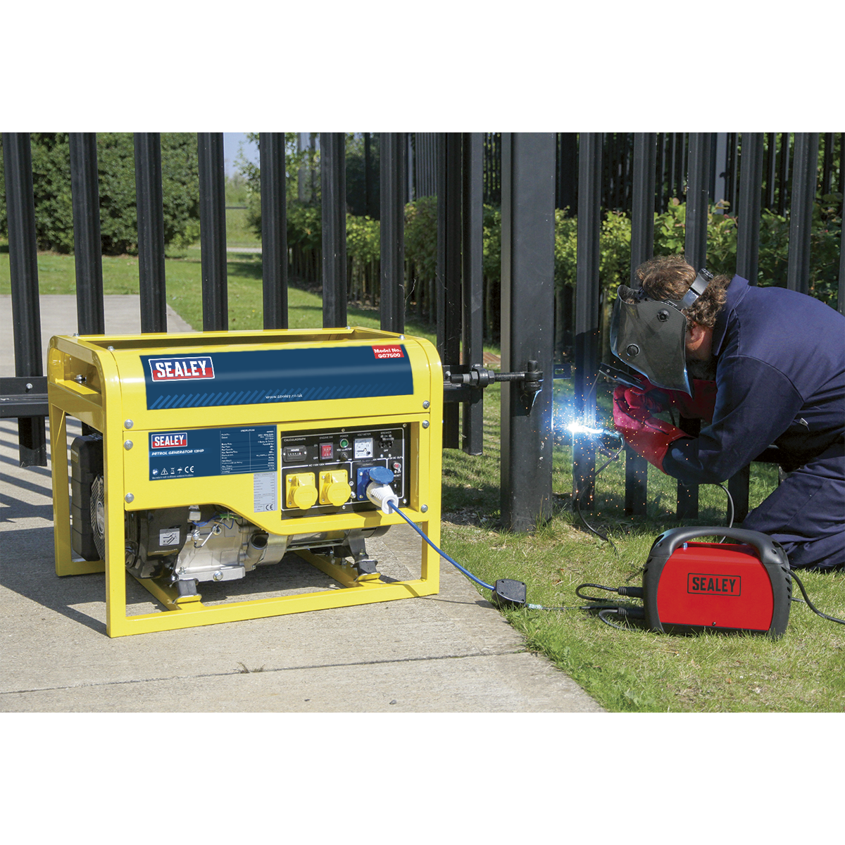 Sealey GG7500 6000W Generator 13hp 4-Stroke Engine 110/230V - additional view 2