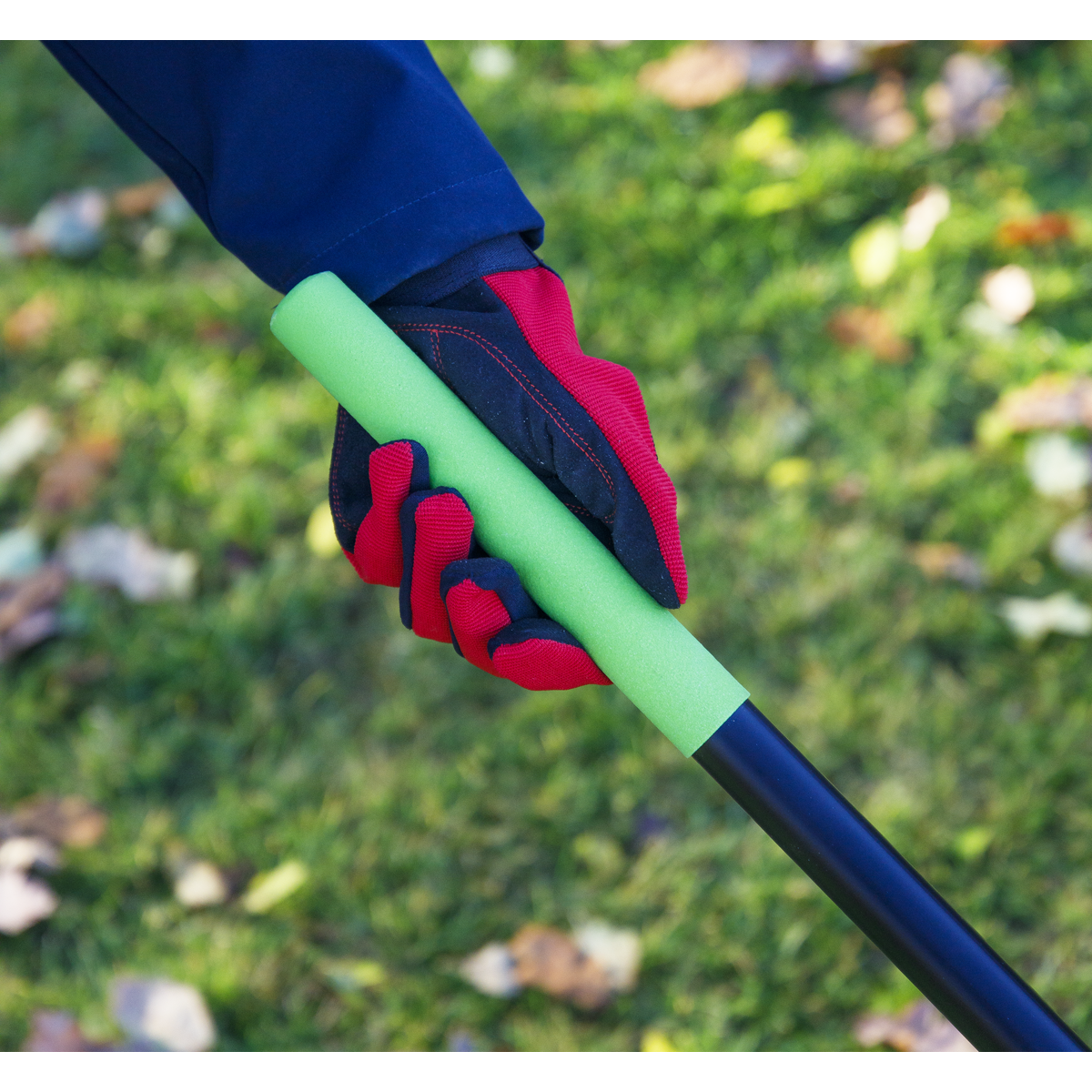 Sealey GTLG2 2-in-1 Rake & Leaf Grabber - additional view 4