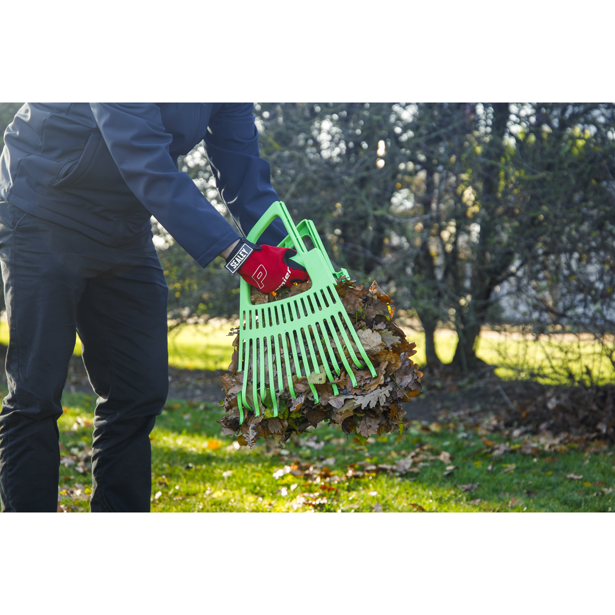 Sealey GTLG2 2-in-1 Rake & Leaf Grabber - additional view 12
