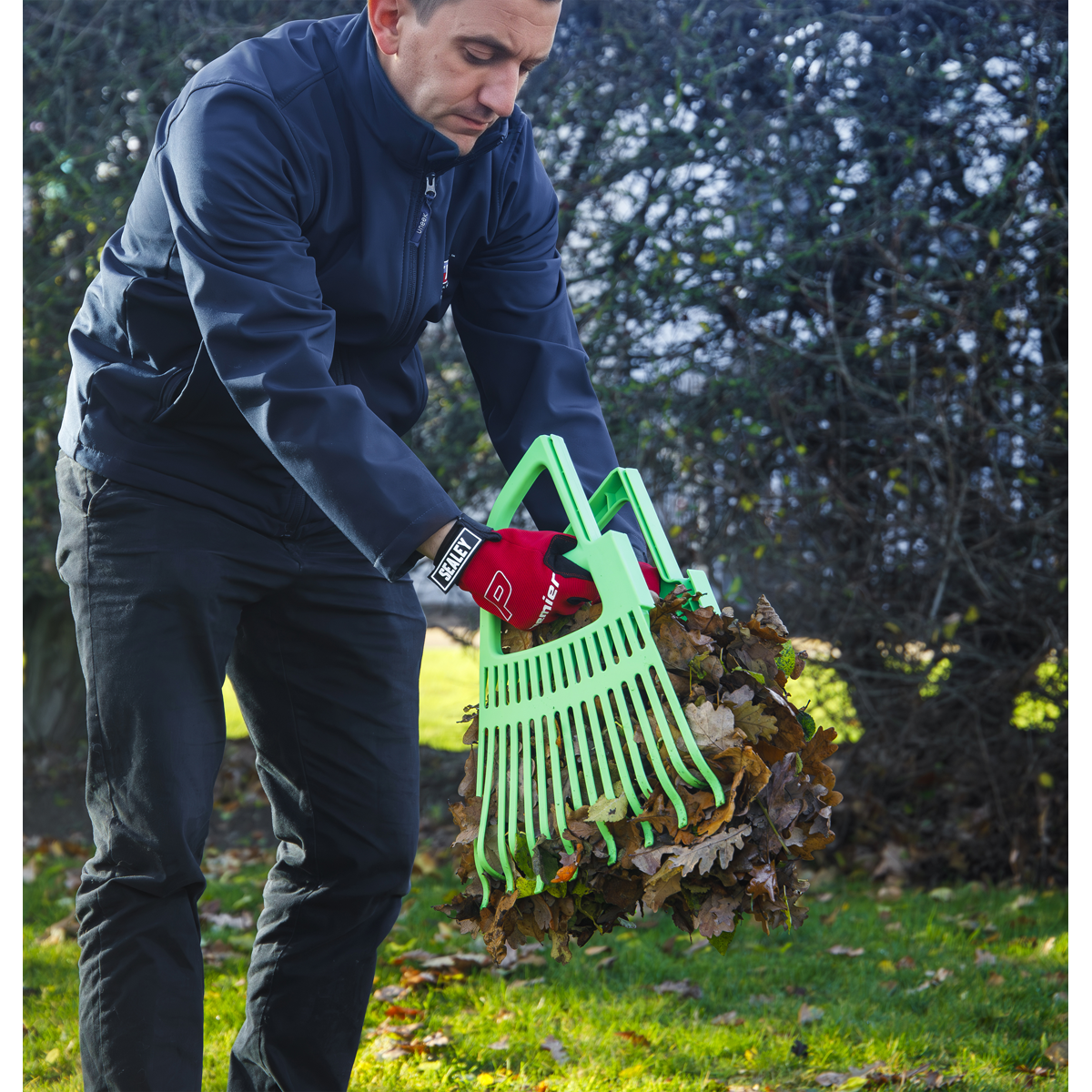 Sealey GTLG2 2-in-1 Rake & Leaf Grabber - additional view 13