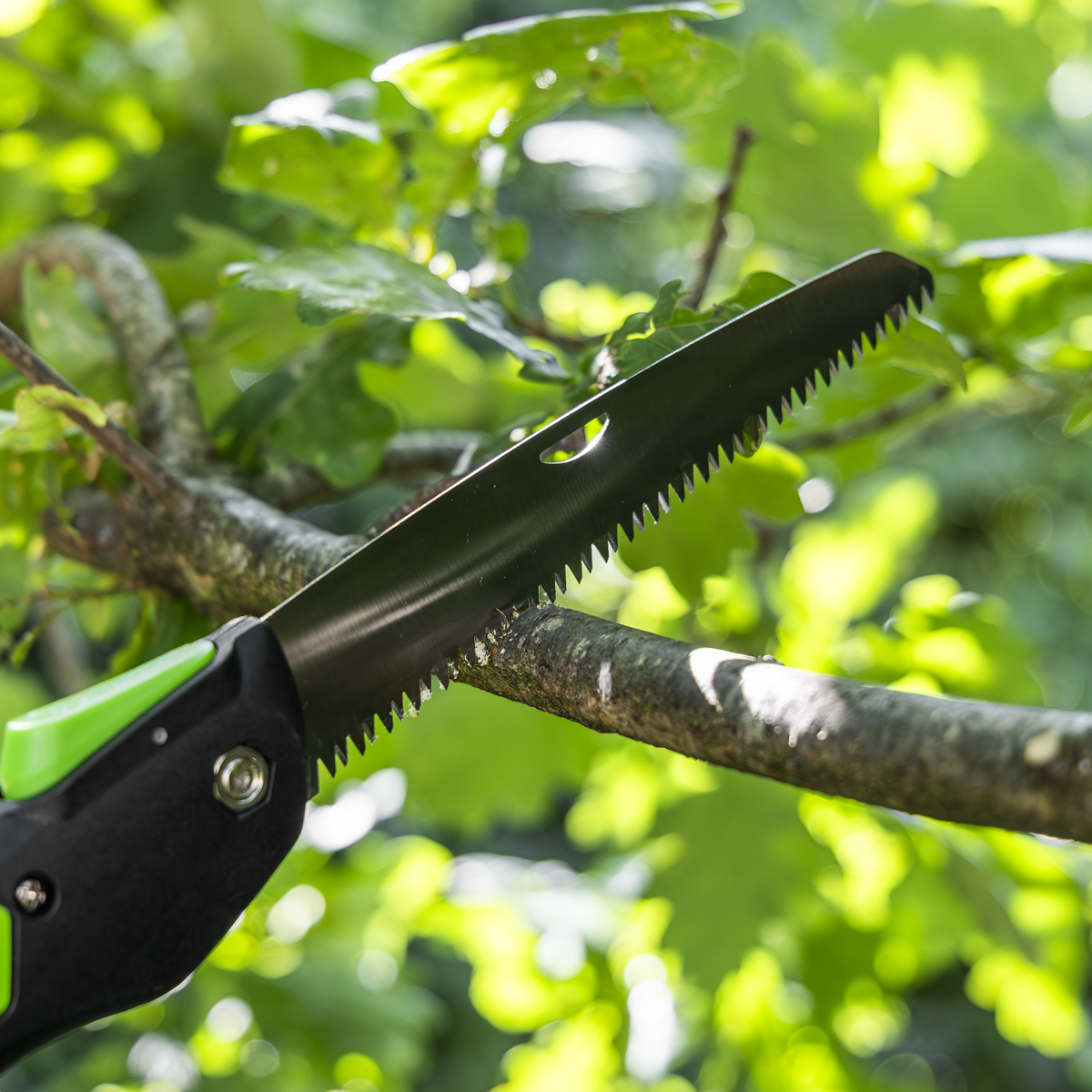 Sealey GTSG006 Folding Pruning Saw with Soft Grip Handle, 2 Cutting Positions & Carbon Steel Blade, 233mm - additional view 3