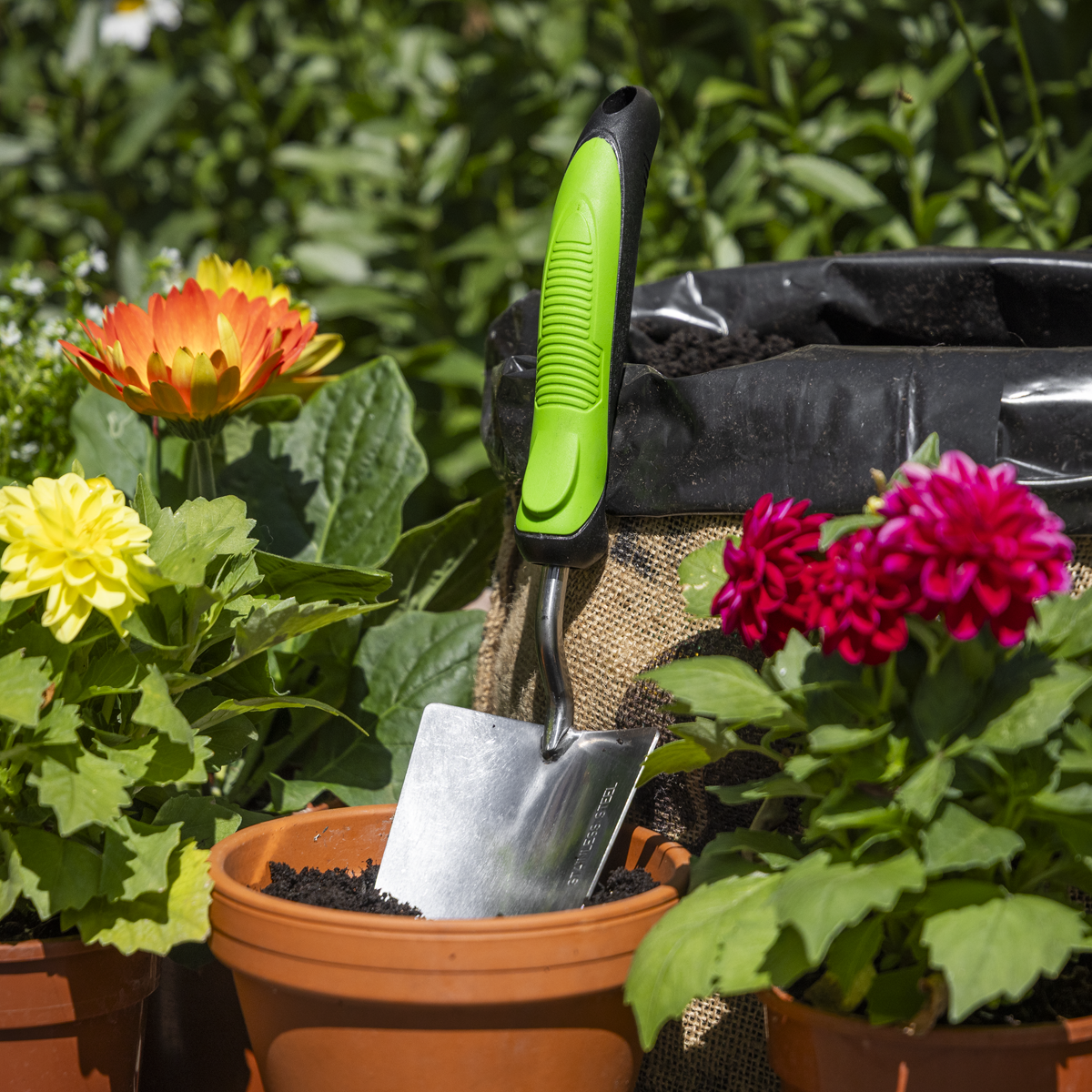 Sealey GTSG008 Hand Trowel with Soft Grip Handle & Stainless Steel Blade, 345mm - additional view 4