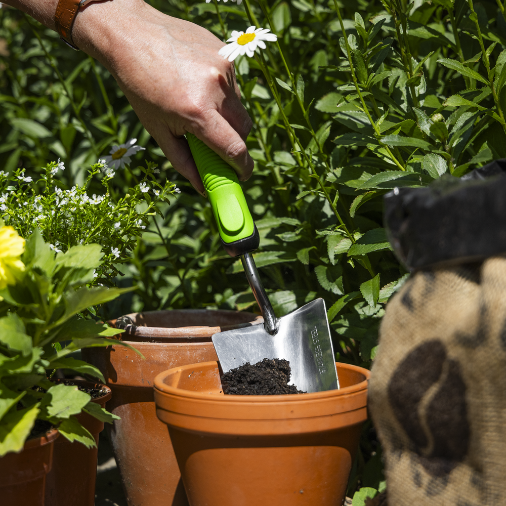 Sealey GTSG008 Hand Trowel with Soft Grip Handle & Stainless Steel Blade, 345mm - additional view 6