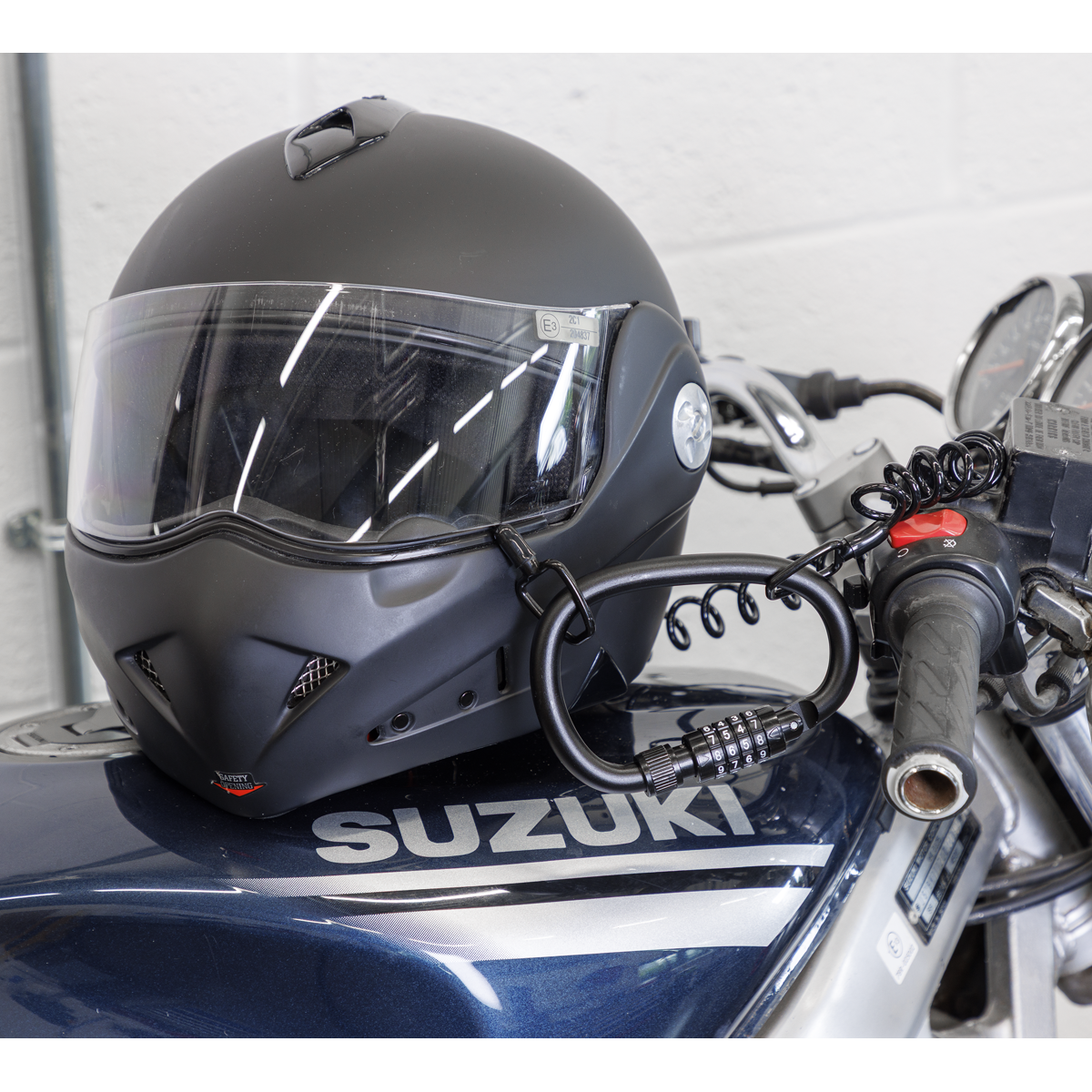 Sealey HGL02 Helmet/Gear Lock with Cable - additional view 4