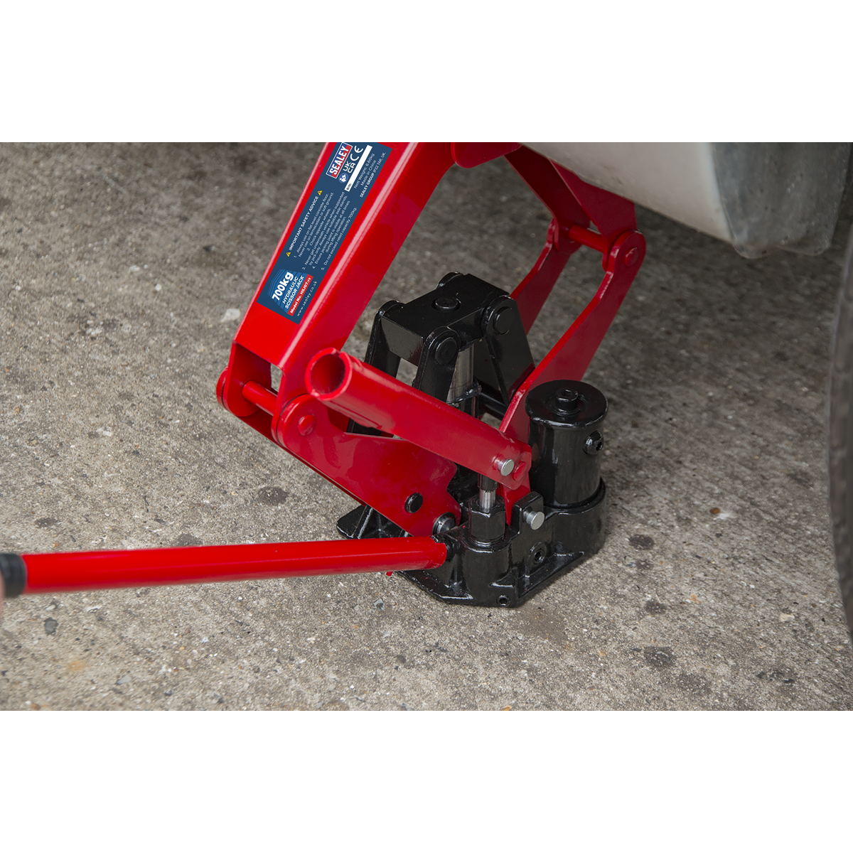 Sealey HSJ07 Hydraulic Scissor Jack 700kg Capacity - additional view 3