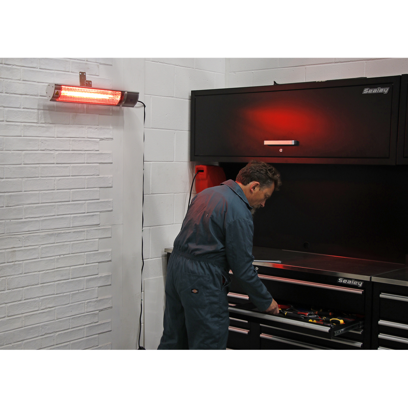 Sealey IWMH2000R High Efficiency Wall Mounting Infrared Short Wave Heater 2000W - additional view 2