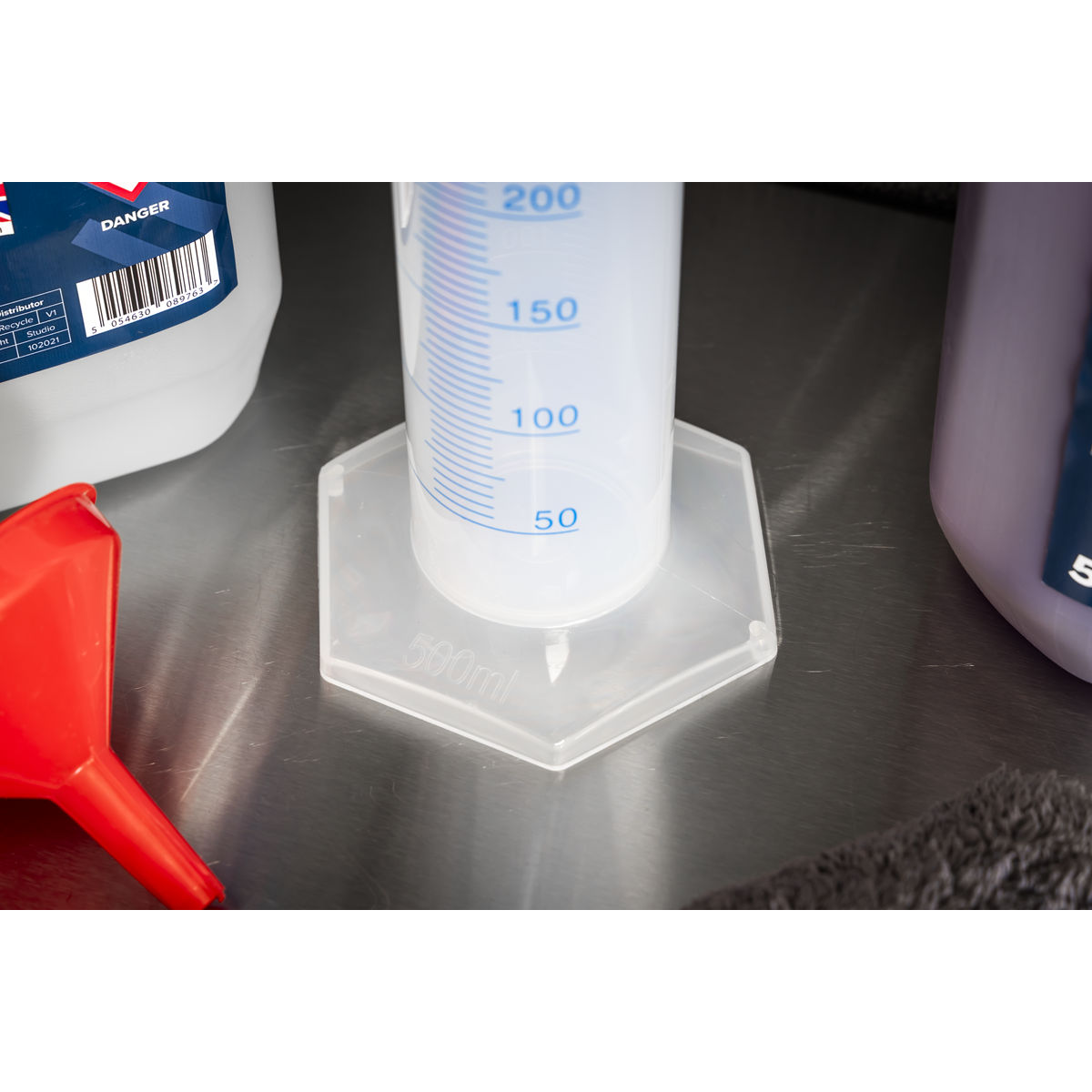 Sealey JMC50 Graduated Measuring Cylinder 500ml - additional view 4