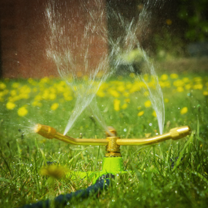 Sealey JS2032 3-Arm Brass Sprinkler with Metal Wheeled Base - additional view 5
