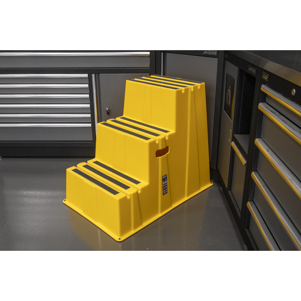 Sealey KS7 Heavy-Duty 3-Step Safety Steps with Anti-Slip Treads 150kg Capacity, Yellow - EN 14183 - additional view 2