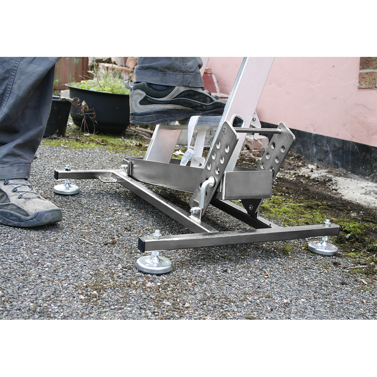 Sealey LAD001 Ladder Stabiliser - additional view 2