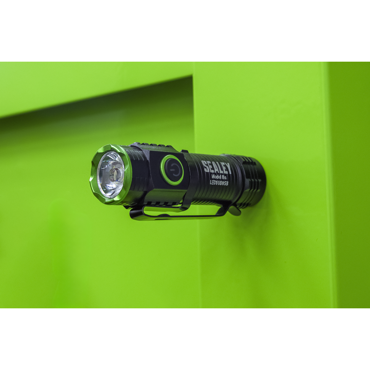 Sealey LED1000SB Rechargeable Super Beam Pocket Light 10W SMD LED - additional view 11