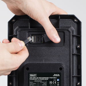 Sealey LED1800PB Rechargeable Portable Floodlight & Power Bank 20W SMD LED - additional view 12