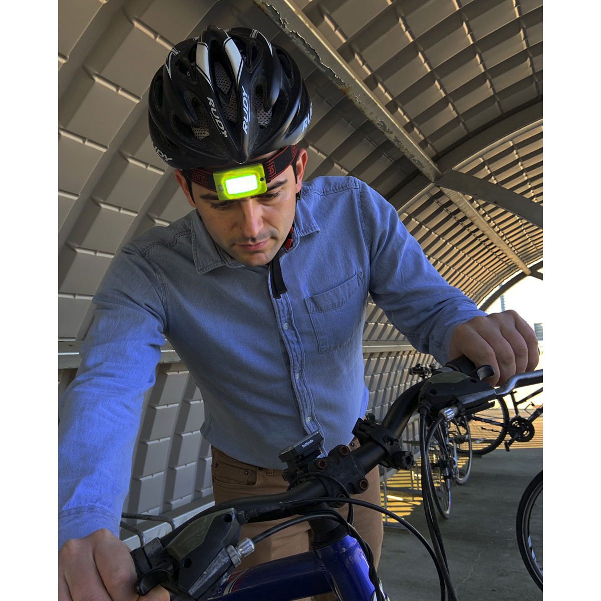 Sealey LED360HTG Rechargeable Head Torch with Auto-Sensor 2W COB LED - Green - additional view 17
