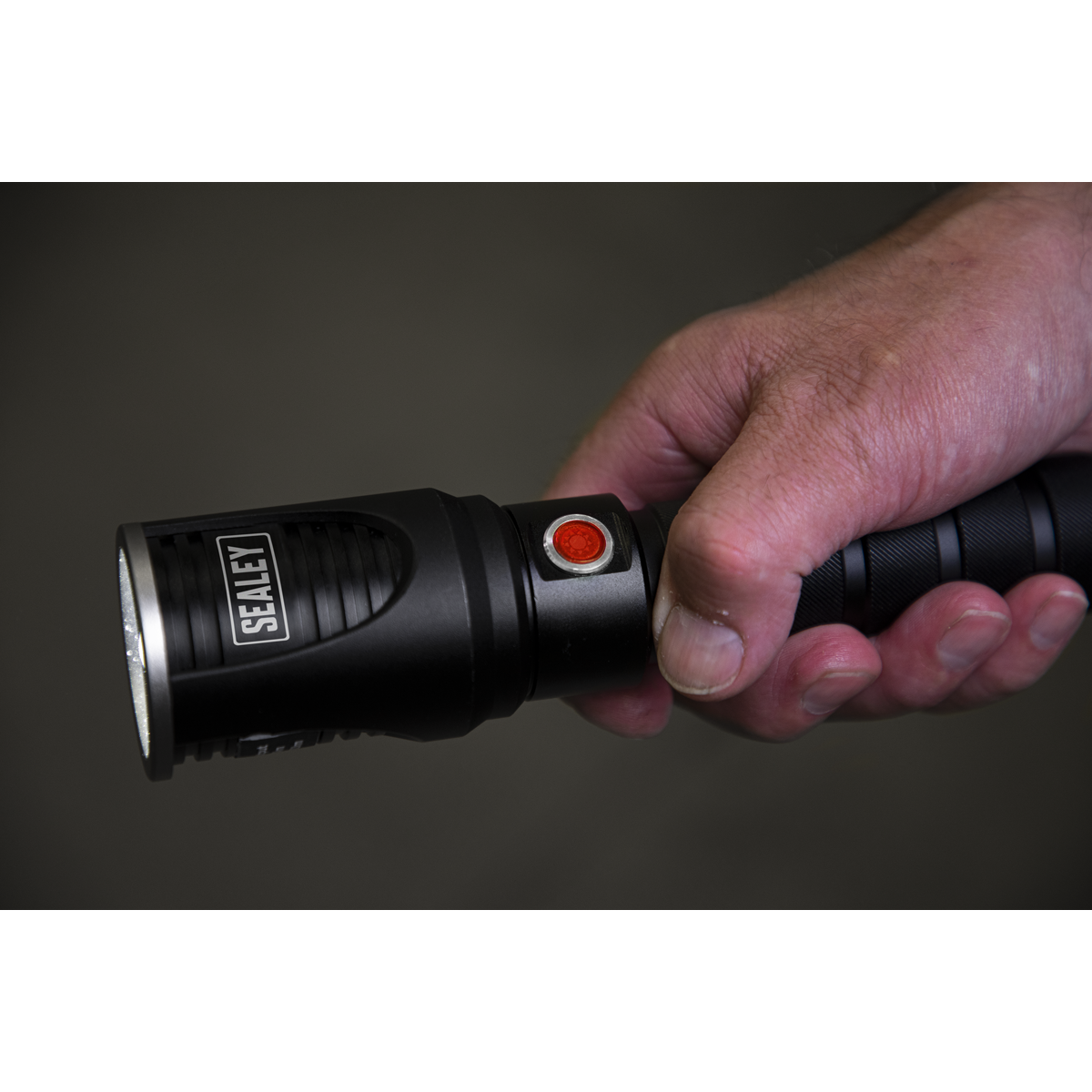 Sealey LED4493 Rechargeable Aluminium Torch with Adjustable Focus 20W SMD LED - additional view 3