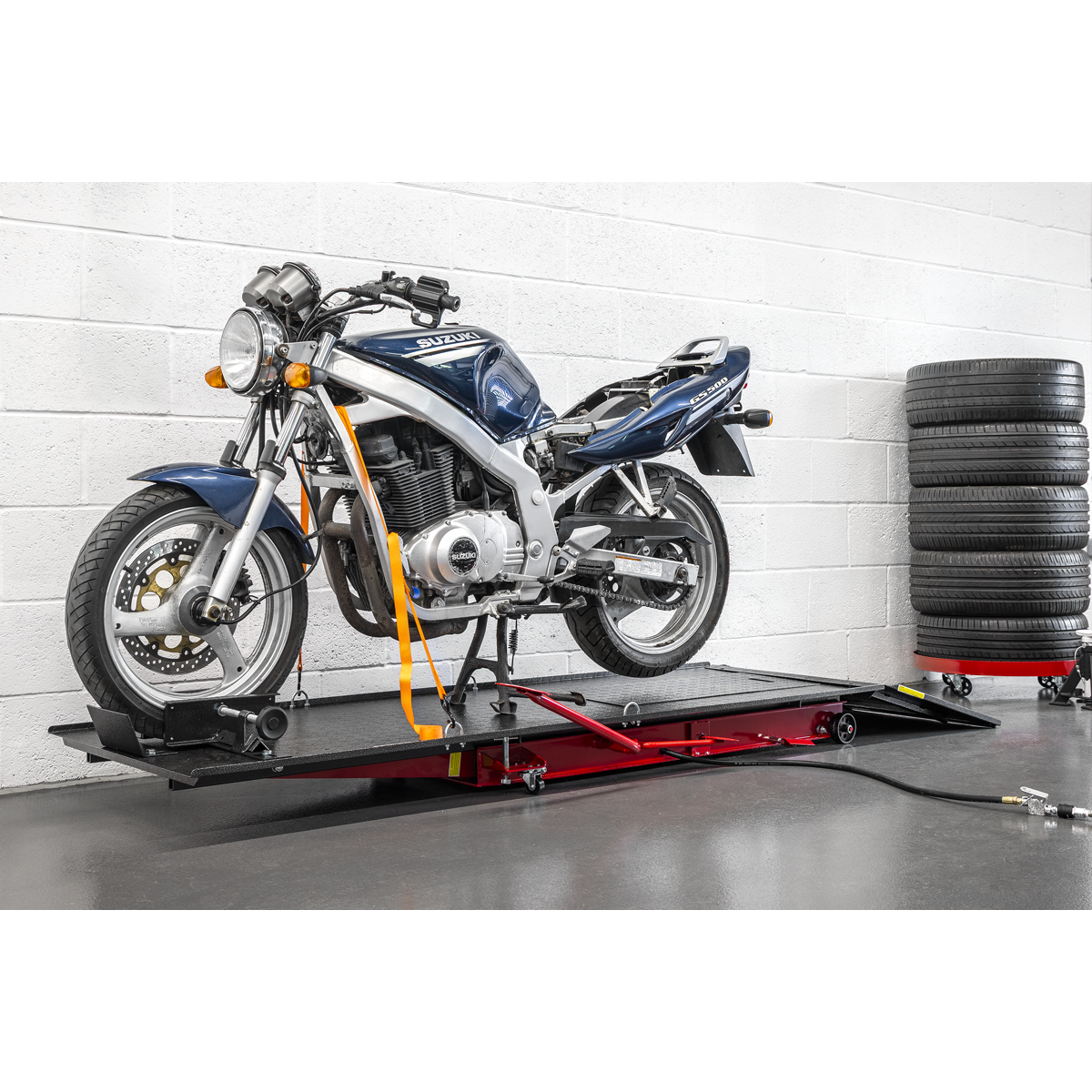 Sealey MC401A Air/Hydraulic Motorcycle Lift 454kg Capacity - additional view 3
