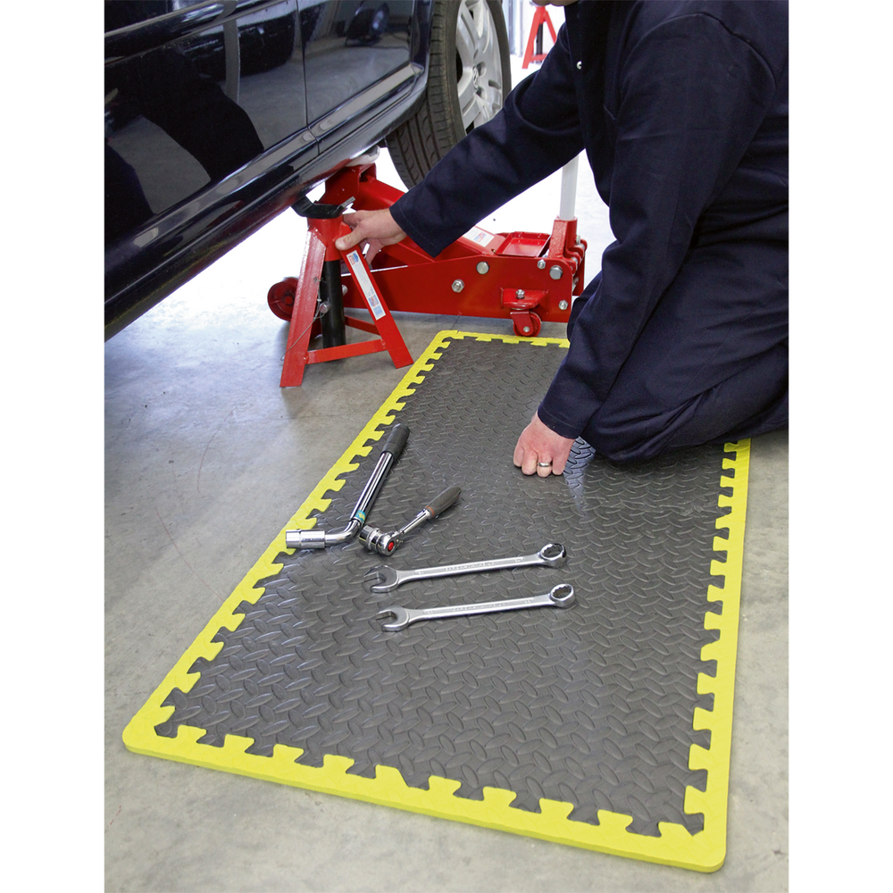 Sealey MIC1218Y3 Interlocking EVA Foam Workshop Mat Set with Hi-Vis Edges 1240 x 1825mm - additional view 6