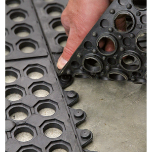 Sealey MIC9292 Interlocking Anti-Fatigue Matting 920 x 920mm - additional view 6