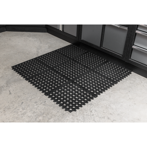 Sealey MIC9292 Interlocking Anti-Fatigue Matting 920 x 920mm - additional view 7