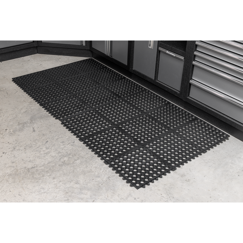 Sealey MIC9292 Interlocking Anti-Fatigue Matting 920 x 920mm - additional view 4