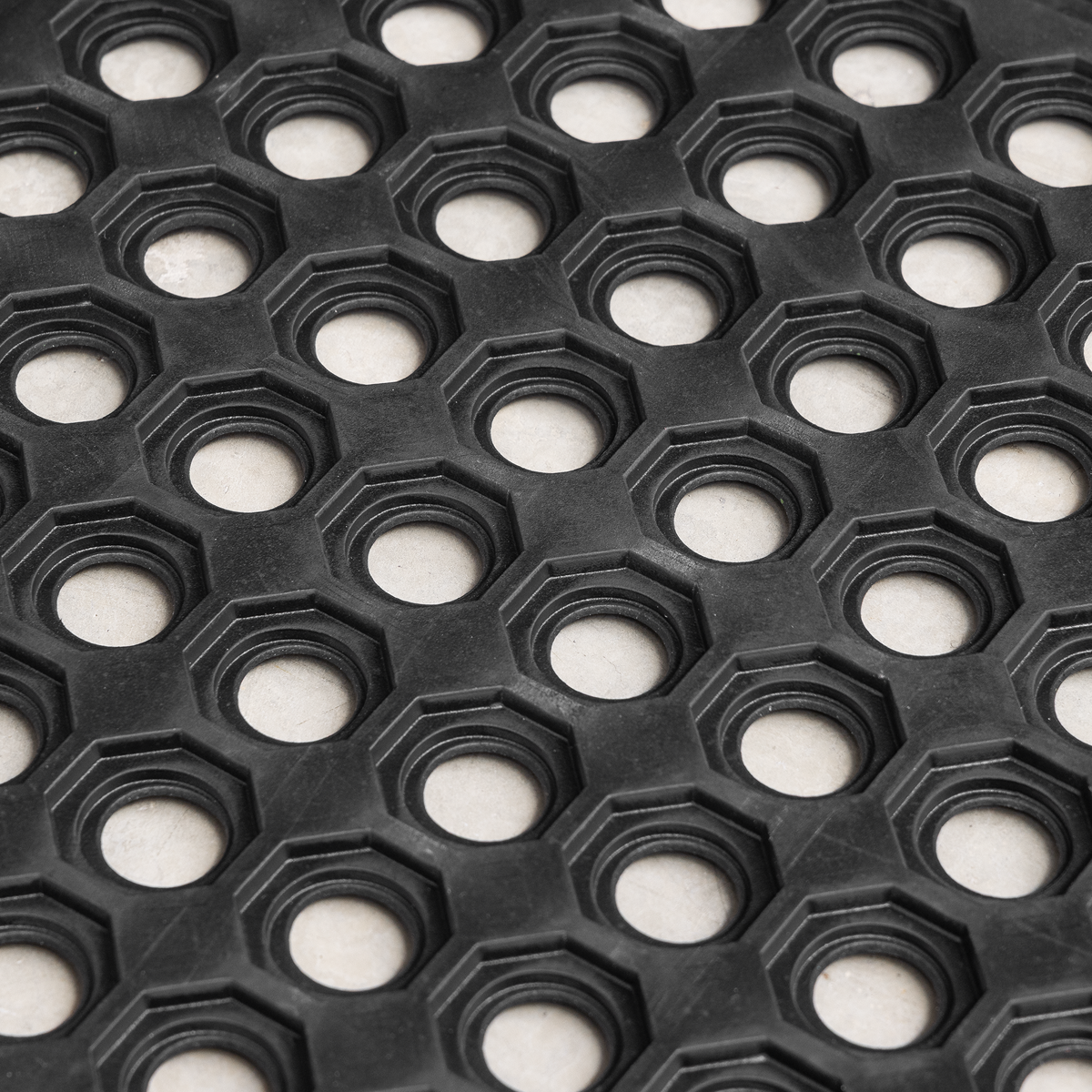 Sealey MIC9292 Interlocking Anti-Fatigue Matting 920 x 920mm - additional view 8