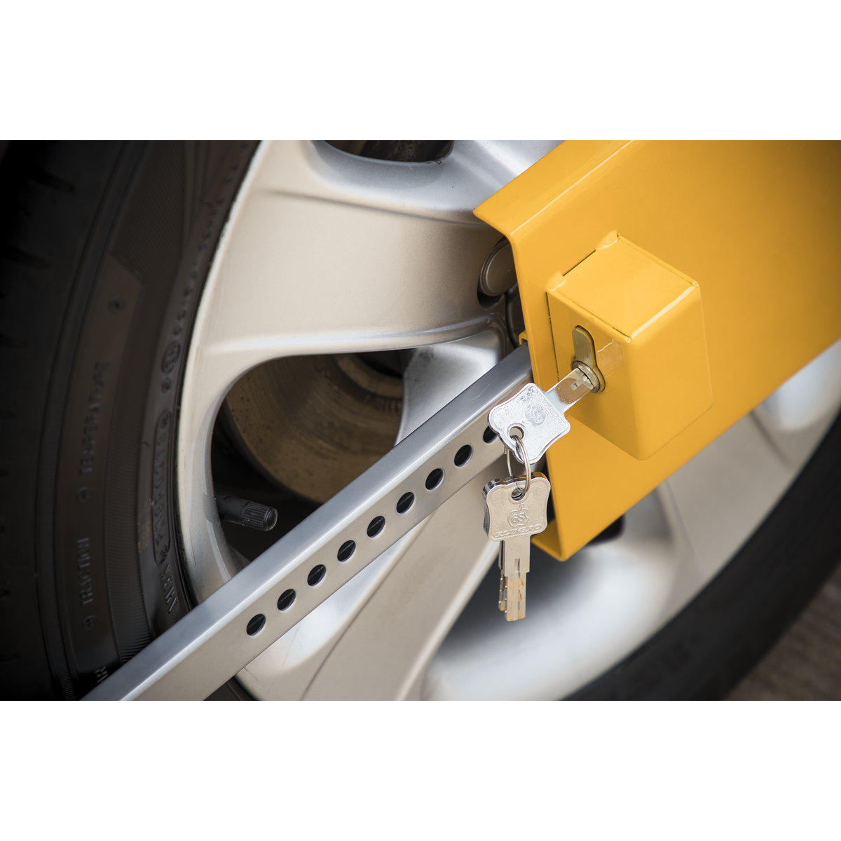Sealey PB397 Wheel Clamp with Lock & Key - additional view 4