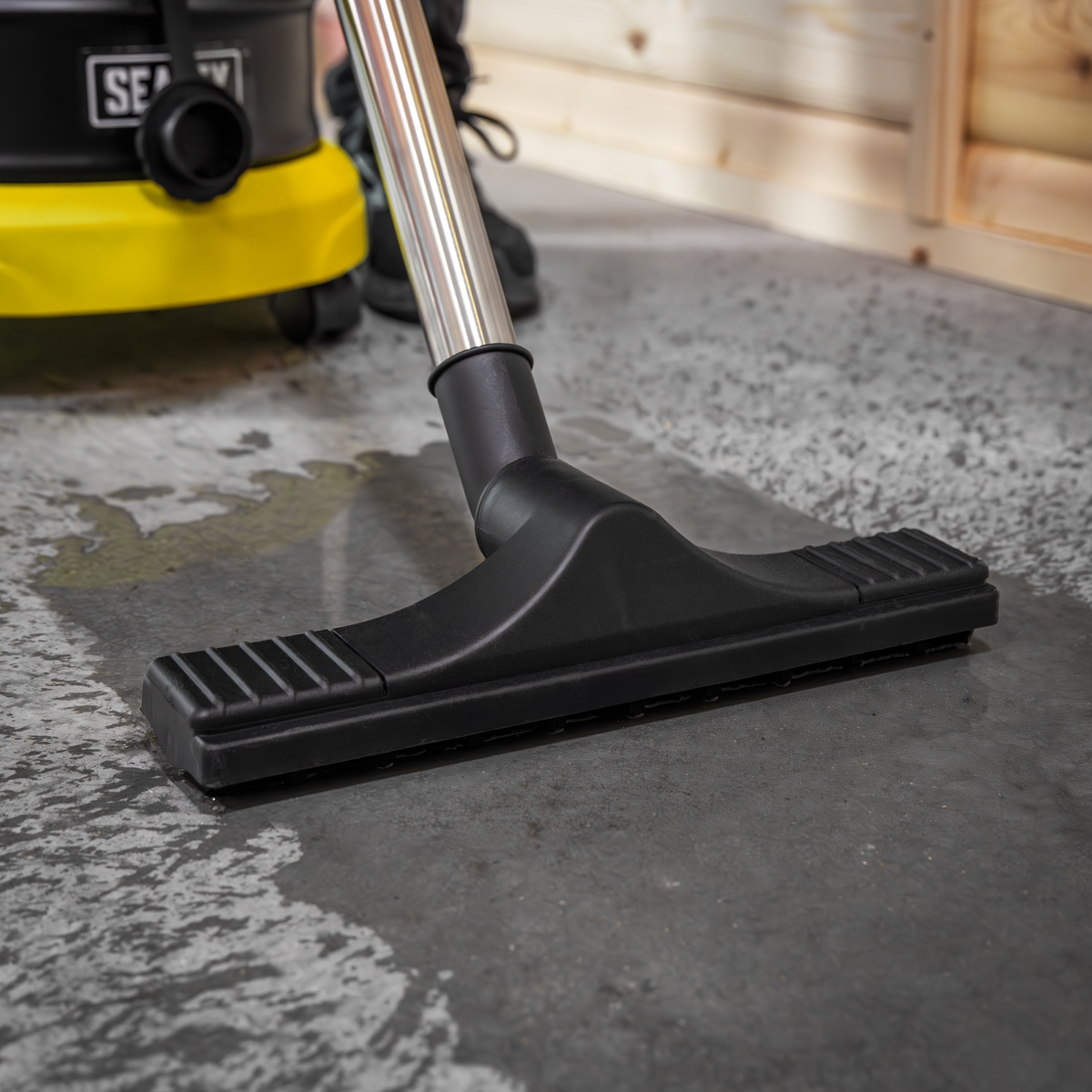 Sealey PC150BV110V BuilderVac® Wet & Dry Vacuum Cleaner 15L Stainless Steel Drum M Class Filtration 110V - additional view 4