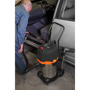 Sealey PC300BL 30L Industrial Cyclone Vacuum Cleaner Wet & Dry 1200W/230V - additional view 8