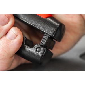 Sealey PC42 Plastic Pipe Cutter 6-42mm - additional view 4