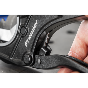 Sealey PC42 Plastic Pipe Cutter 6-42mm - additional view 6