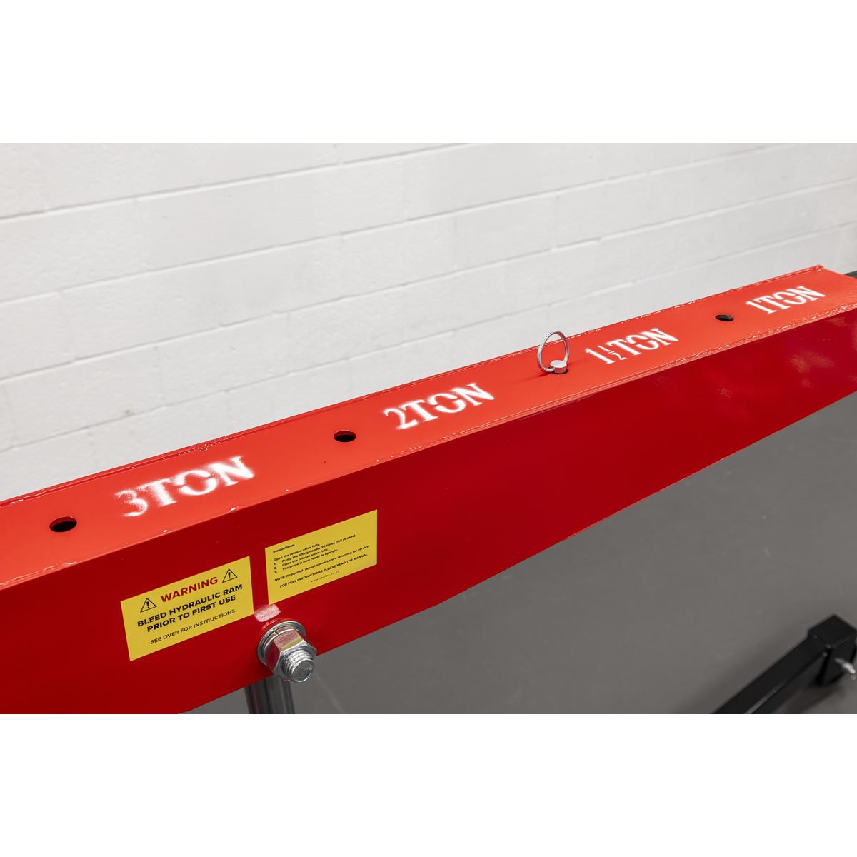 Sealey PH30 Fixed Frame Engine Crane with Extendable Legs 3 Tonne - additional view 3