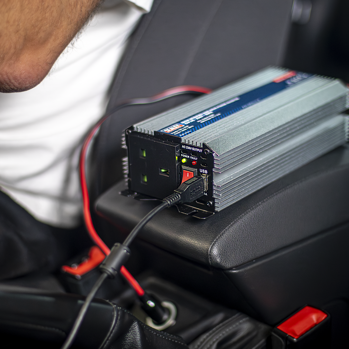 Sealey PI500 Modified Sine Wave Power Inverter 500W 12V DC - 230V ~ 50Hz - additional view 3
