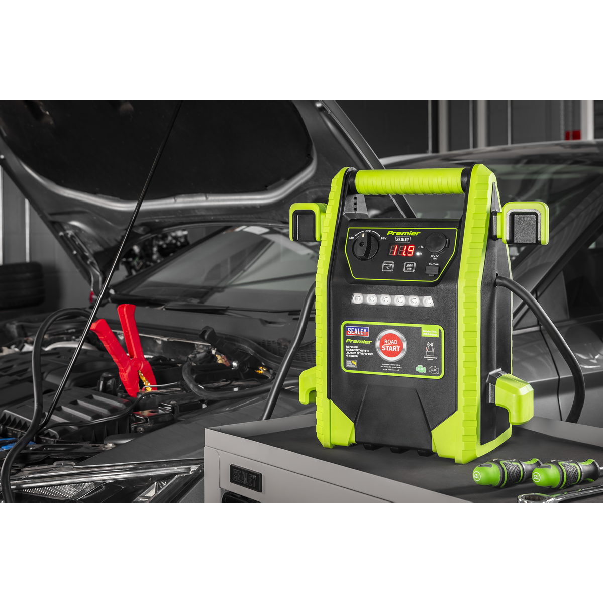 Sealey PRS4400 Premier 12/24V RoadStart® Jump Starter 4400A Peak Amps - additional view 12