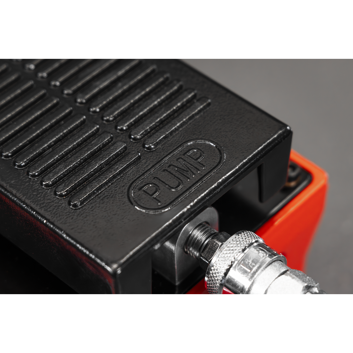 Sealey RE109 Air Hydraulic Foot Pump 10,000psi - additional view 7