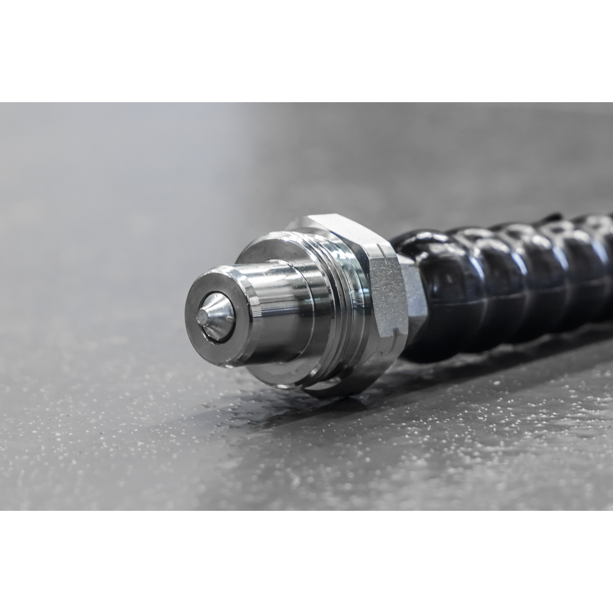 Sealey RE111 High Pressure Hydraulic Hose 3/8" & 3/8" to 1/4" Adaptor - additional view 2