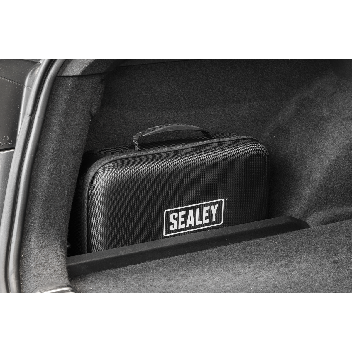 Sealey RS4000 RoadStart® 12V Jump Starter Power Pack 4000A - additional view 7