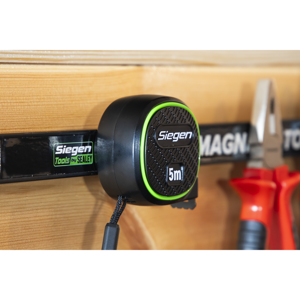 Sealey S01328 Metric/Imperial Auto-Lock Tape Measure 5m(16ft) x 19mm - additional view 6