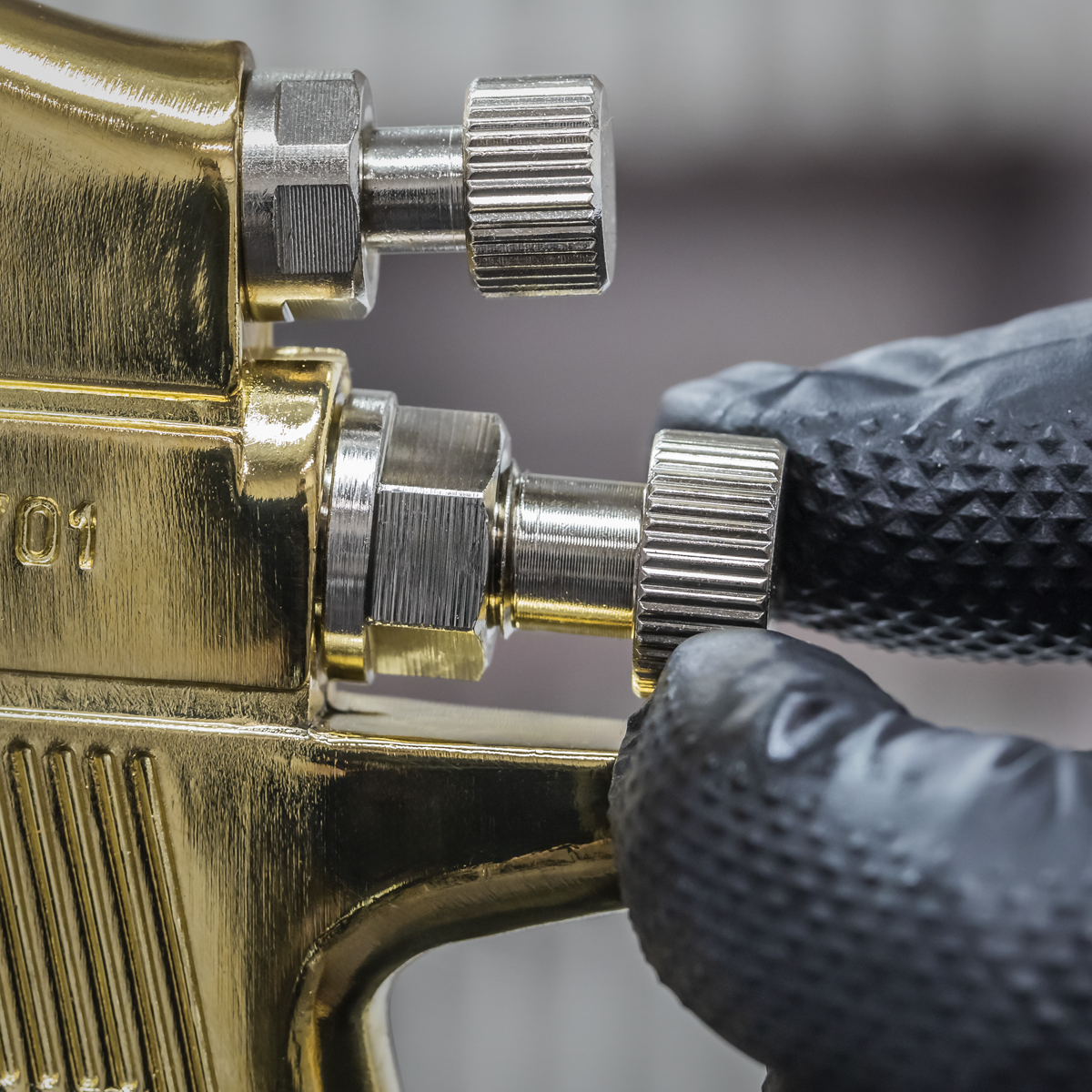 Sealey S701 Workshop Gold Series Suction Feed Spray Gun 1.8mm Set-Up - additional view 4