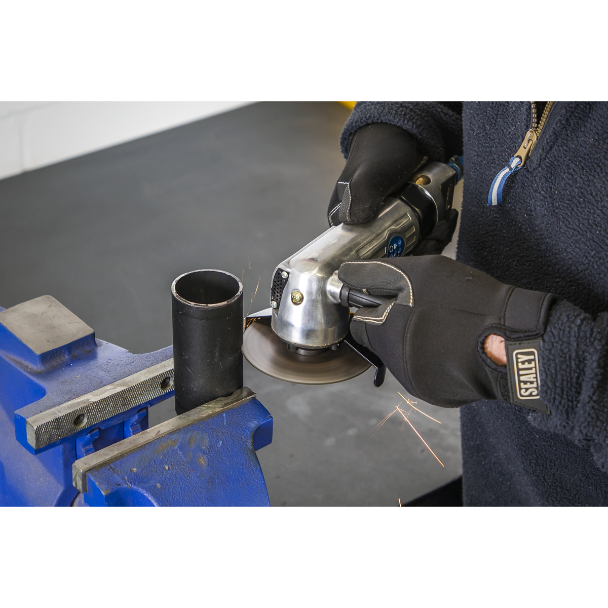 Sealey SA44 Air Angle Grinder 100mm - additional view 8