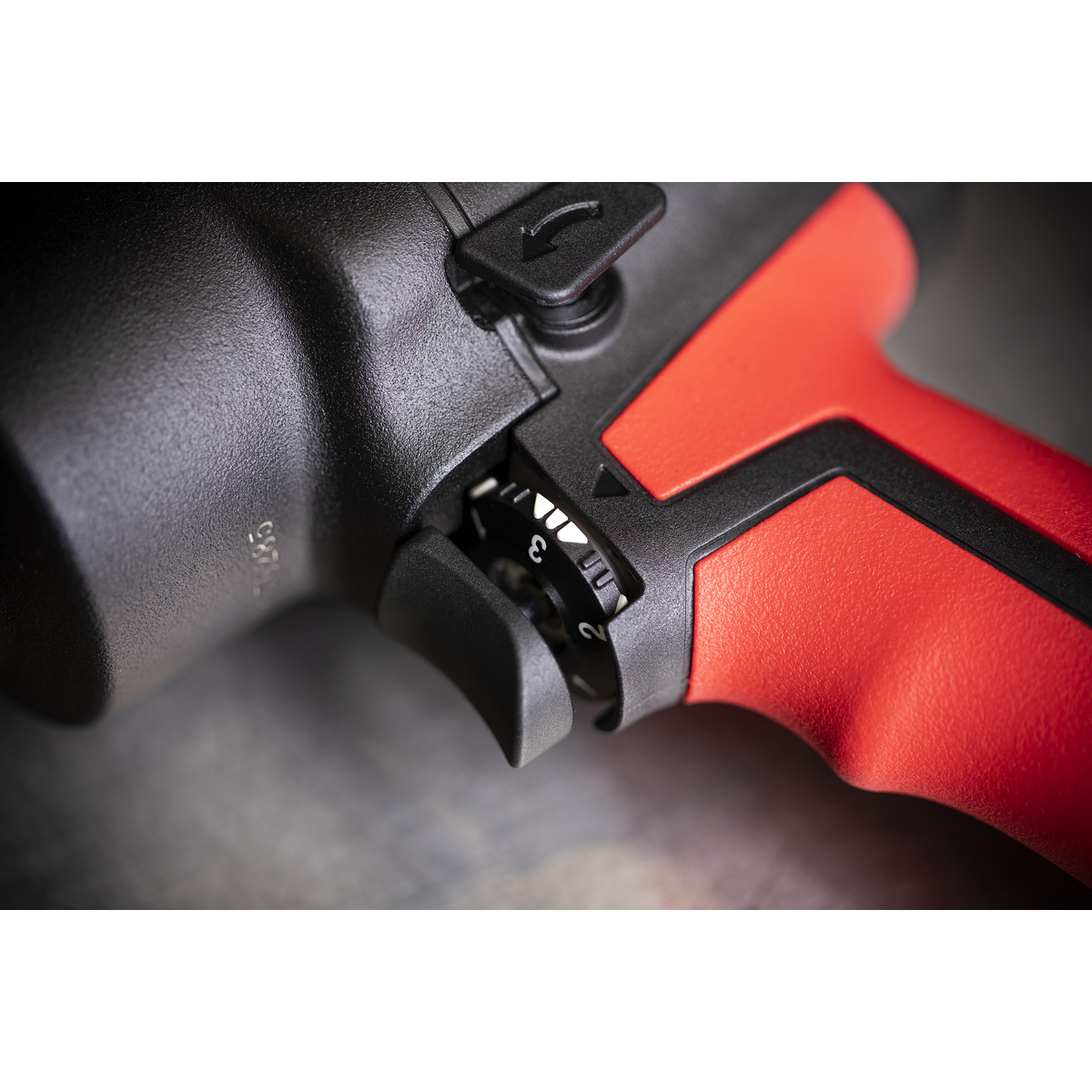 Sealey SA6004 Premier Twin Hammer Compact Air Impact Wrench 3/4"Sq Drive - additional view 2