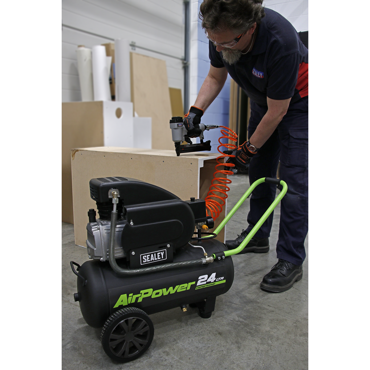 Sealey SAC2420E 24L Direct Drive Air Compressor 2hp - additional view 12
