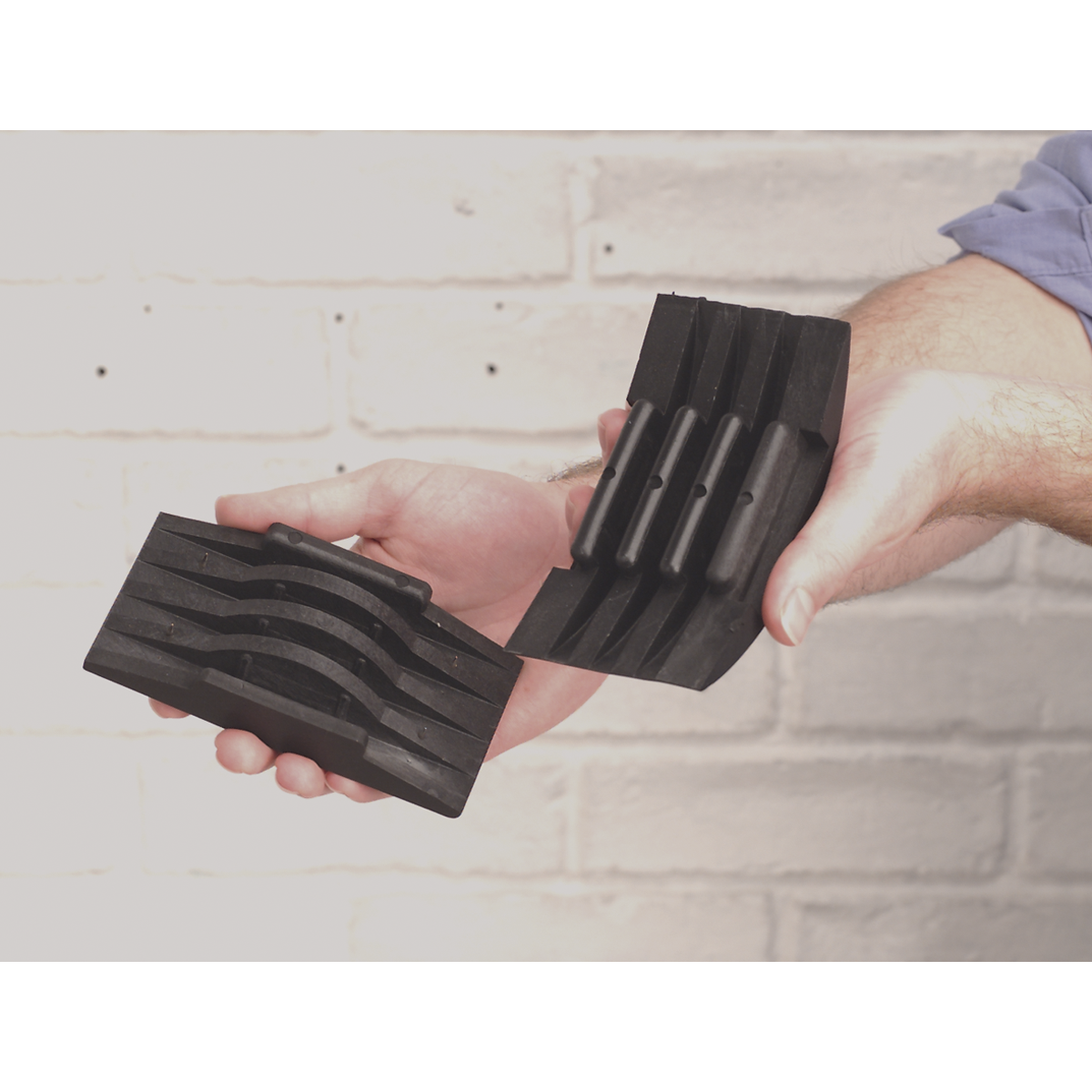 Sealey SB66 Sanding Block 70 x 130mm - additional view 2