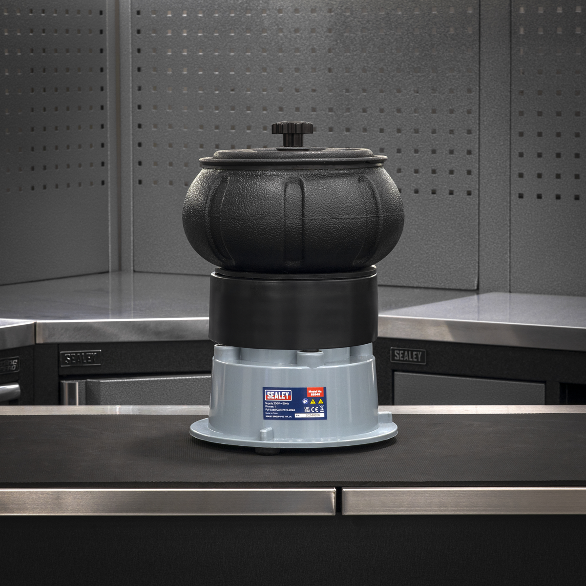 Sealey SB948 Vibratory Tumbler Small Parts Cleaner 5lb (2.2kg) - additional view 6