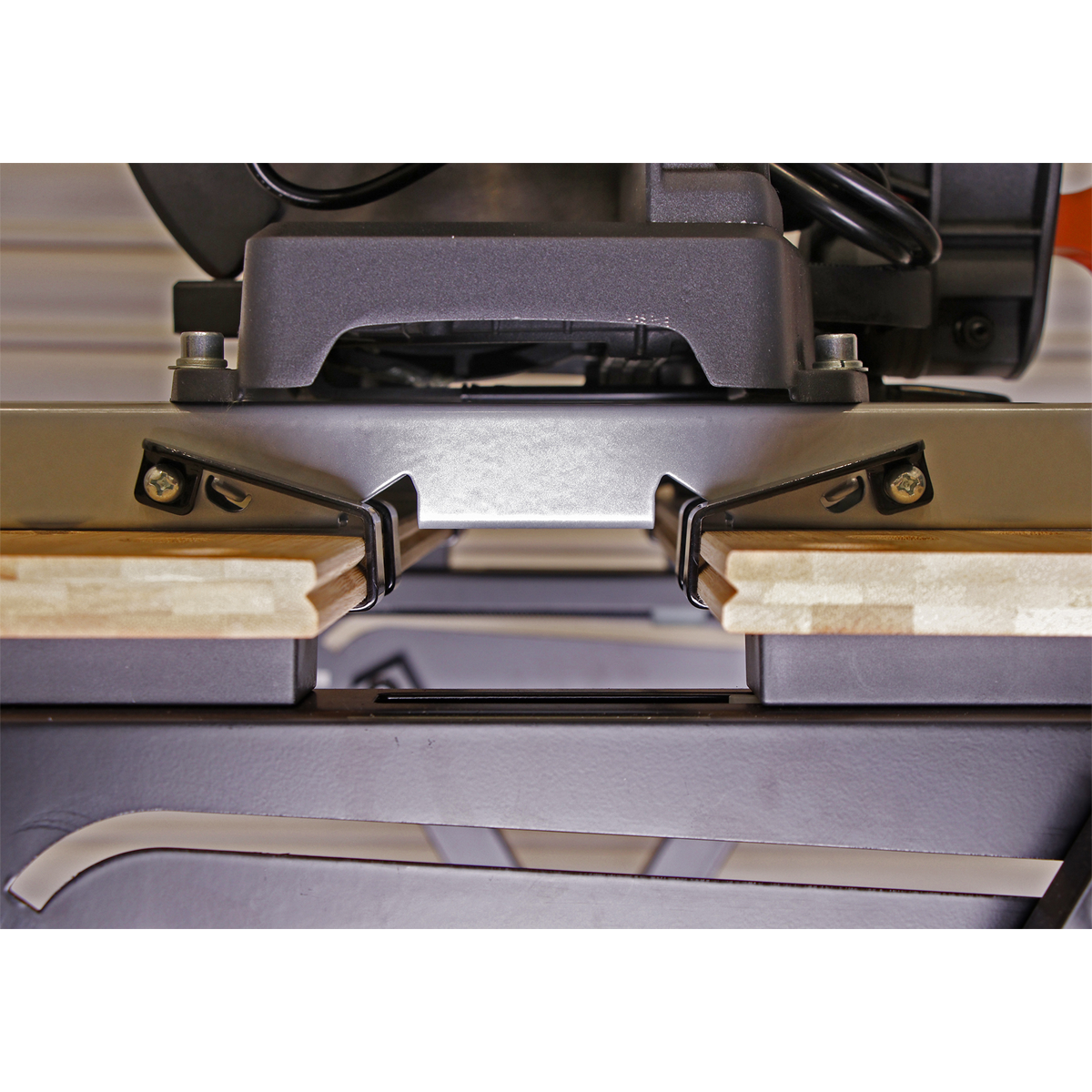 Sealey SBC01 Benchclaw® Mitre Saw Workbench Clamp - additional view 8