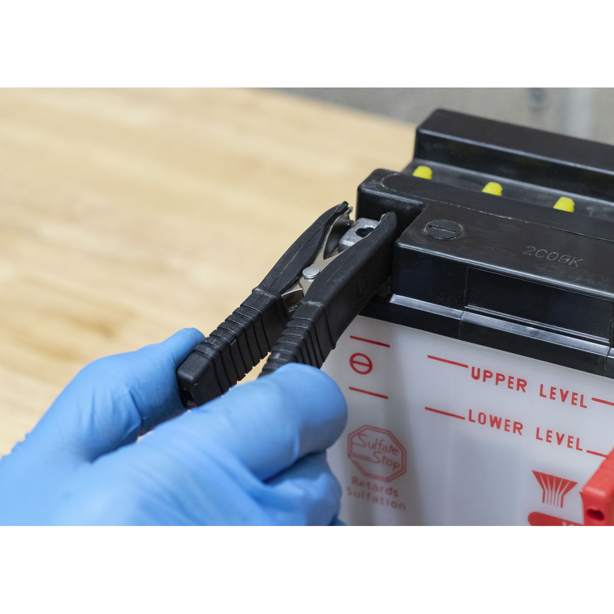 Sealey SBC4 12V Fully Automatic Battery Maintainer/Charger 4A - additional view 7