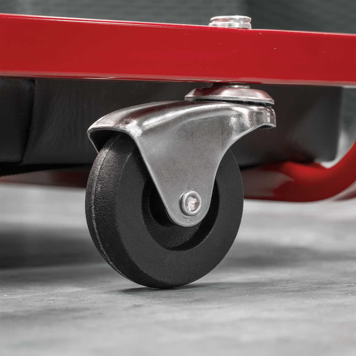 Sealey SCR75 36" Deluxe American-Style Creeper with Steel Frame & 6 Wheels - Red - additional view 9