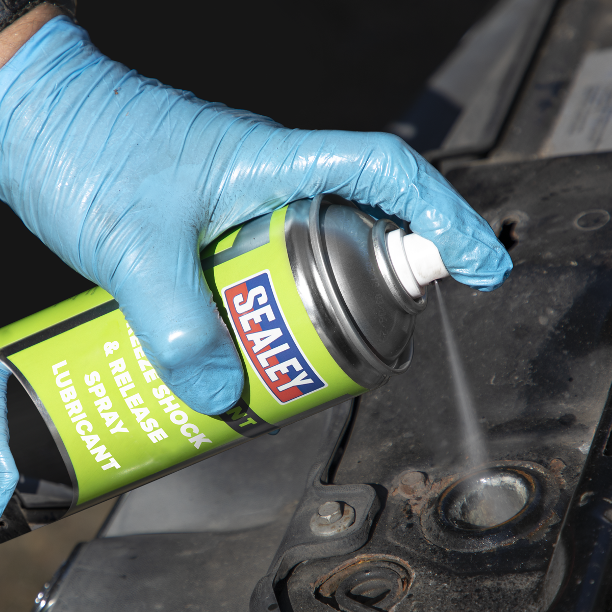Sealey SCS036S Freeze Shock & Release Spray Lubricant 500ml - additional view 2