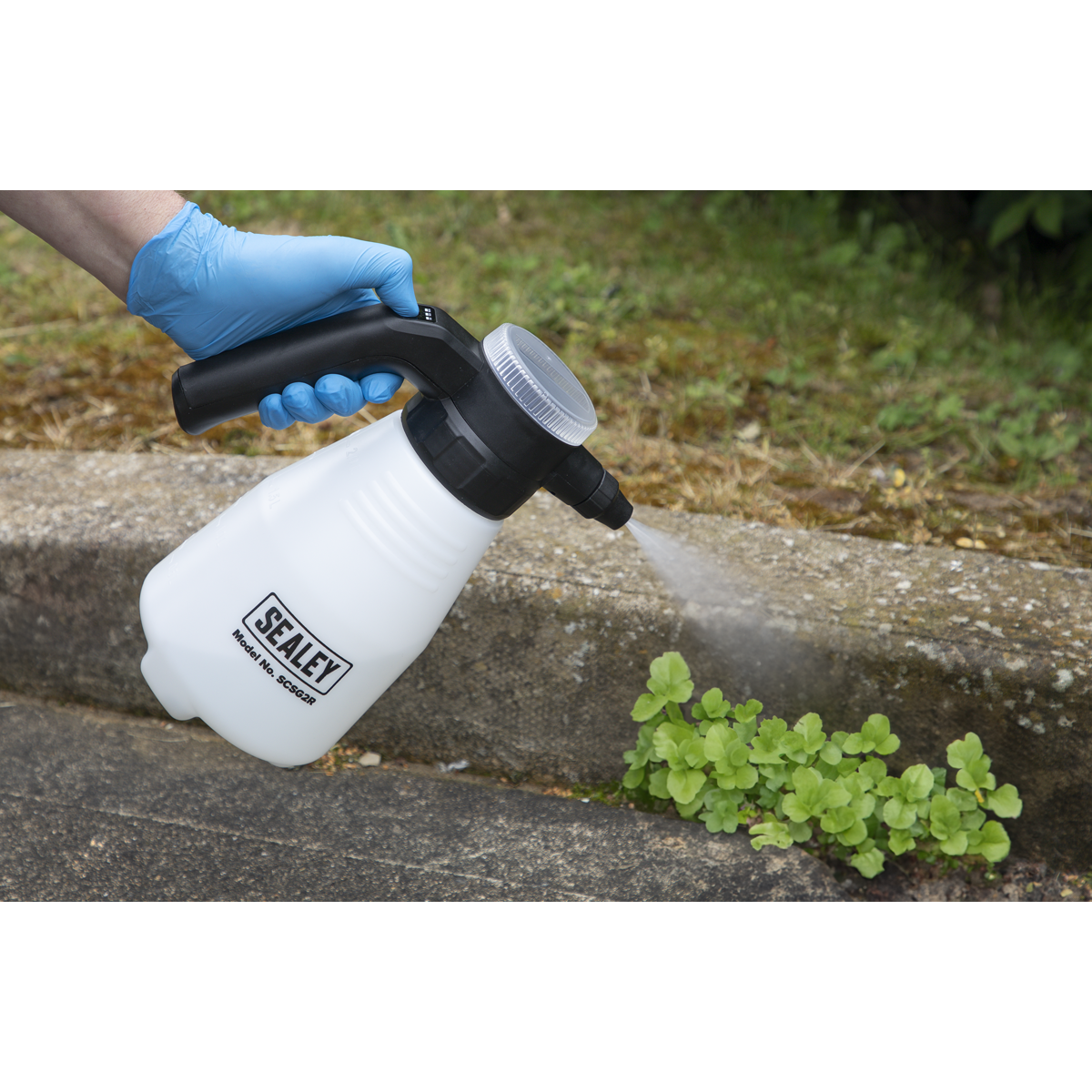 Sealey SCSG2R Rechargeable Pressure Sprayer 2L - additional view 5