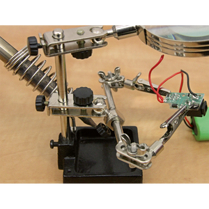 Sealey SD150H Mini Robot Soldering Stand with Magnifier & Iron Holder - additional view 3